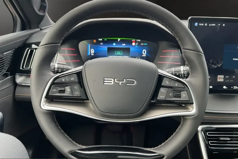 BYD Tang din 2025 cu 39.990 km - oferta BYD206088 - foto 10