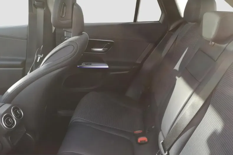 Mercedes-Benz GLC 220 (Clasa GLC) din 2024 cu 33.207 km - oferta MER206089 - foto 12