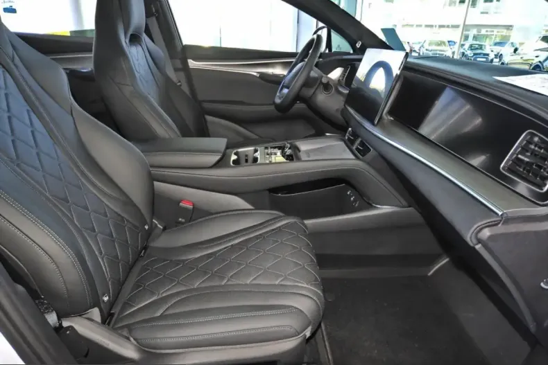 BYD Sealion 7 din 2025 cu 20.000 km - oferta BYD206096 - foto 7