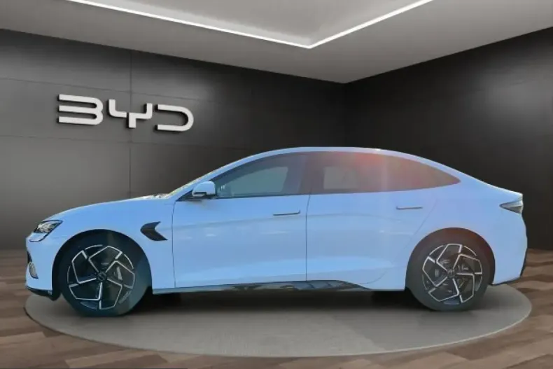 BYD Seal din 2024 cu 29.990 km - oferta BYD206100 - foto 3