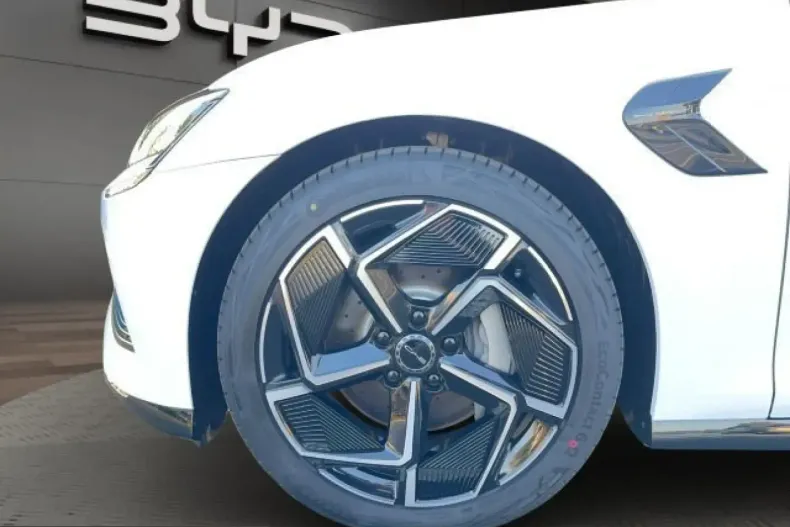 BYD Seal din 2024 cu 29.990 km - oferta BYD206100 - foto 22