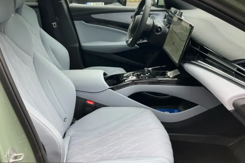 BYD Seal din 2025 cu 24.900 km - oferta BYD206102 - foto 11