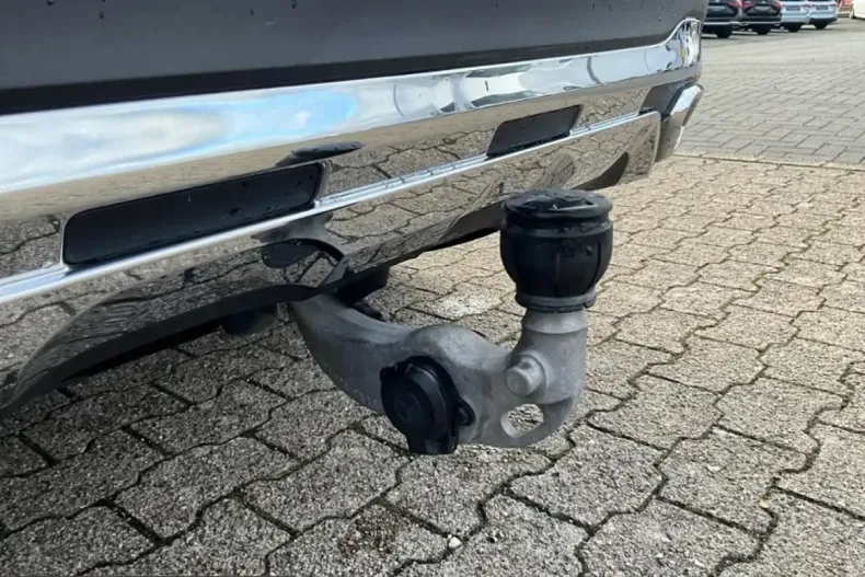 Mercedes-Benz GLC 200 (Clasa GLC) din 2024 cu 27.800 km - oferta MER206107 - foto 6