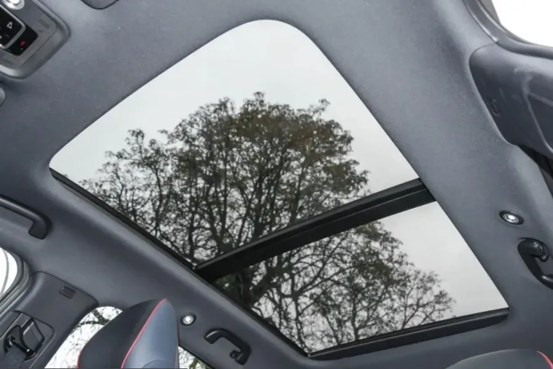 BYD ATTO 3 din 2025 cu 19.990 km - oferta BYD206108 - foto 12