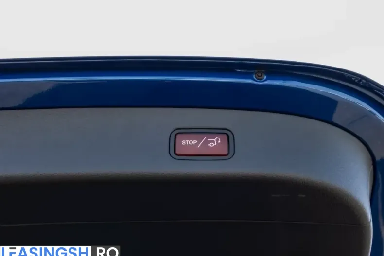 Mercedes-Benz GLC 220 (Clasa GLC) din 2024 cu 10.500 km - oferta MER206109 - foto 6