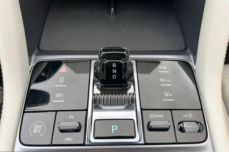 BYD Seal U din 2024 cu 20.000 km - oferta BYD206116 - foto 24