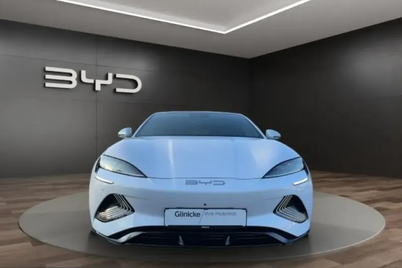 BYD Seal din 2024 cu 29.990 km - oferta BYD206122 - foto 1