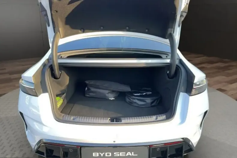 BYD Seal din 2024 cu 29.990 km - oferta BYD206122 - foto 19