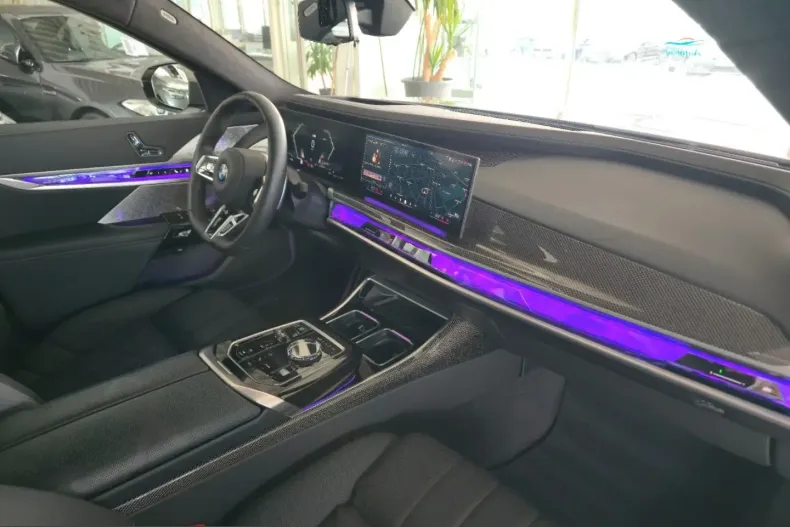 BMW 740 (Seria 7) din 2024 cu 19.999 km - oferta BMW206125 - foto 18