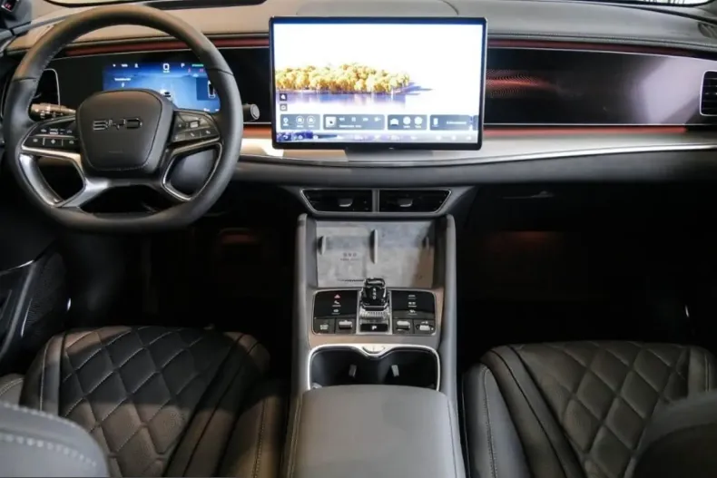 BYD Sealion 7 din 2025 cu 19.990 km - oferta BYD206128 - foto 10