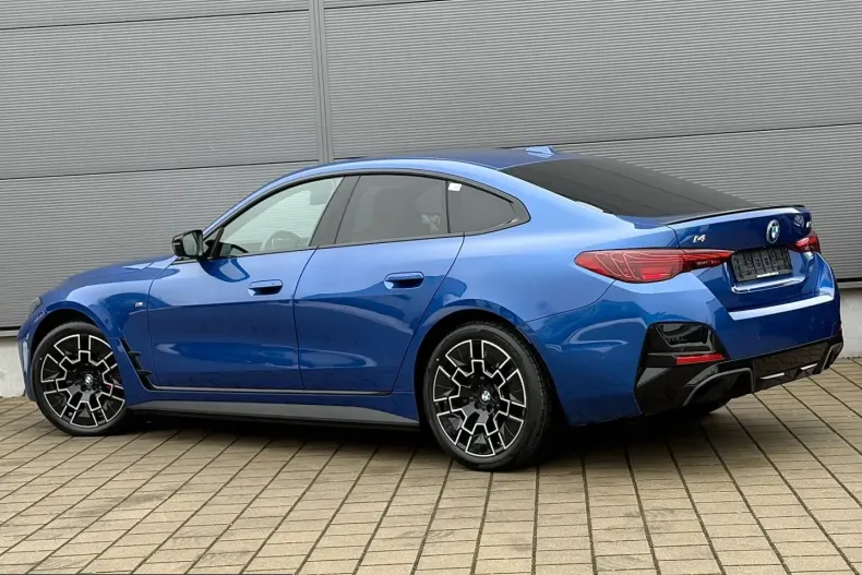 BMW i4 (Seria 4) din 2025 cu 4.355 km - oferta BMW206132 - foto 7