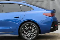 BMW i4 (Seria 4) din 2025 cu 4.355 km - oferta BMW206132 - foto 13