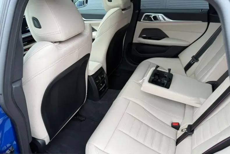 BMW i4 (Seria 4) din 2025 cu 4.355 km - oferta BMW206132 - foto 26