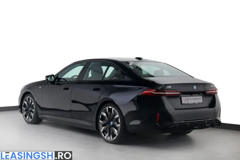 BMW i5 (Seria 5) din 2024 cu 30.450 km - oferta BMW206133 - foto 3