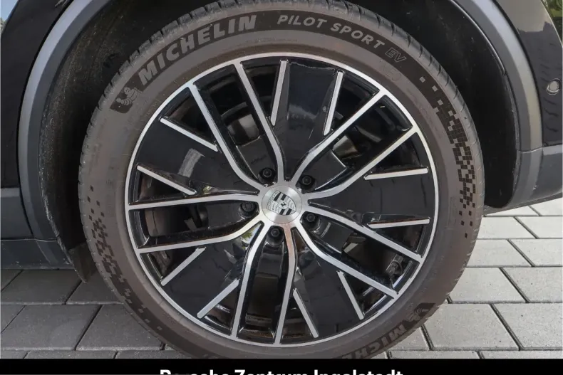 Porsche Macan din 2025 cu 9.900 km - oferta POR206134 - foto 11