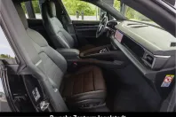 Porsche Macan din 2025 cu 9.900 km - oferta POR206134 - foto 24