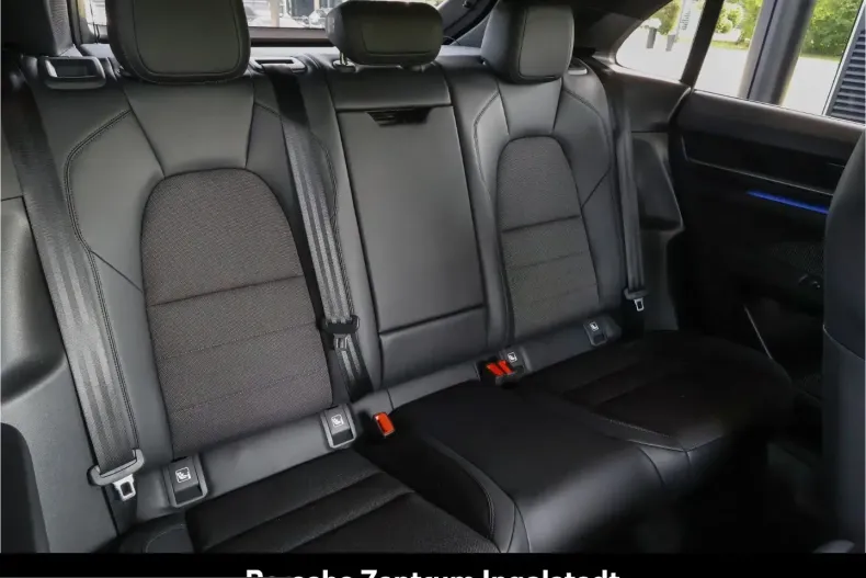 Porsche Macan din 2025 cu 9.900 km - oferta POR206134 - foto 26