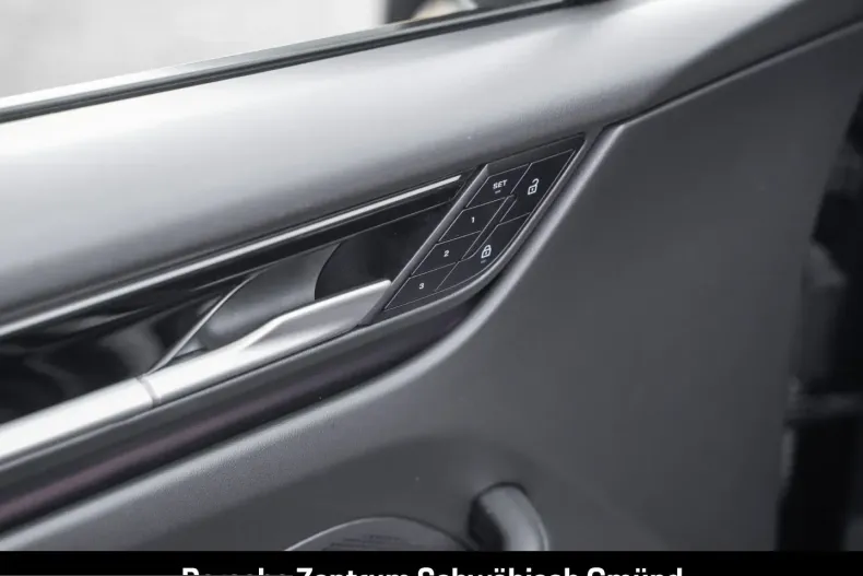 Porsche Macan din 2024 cu 34.304 km - oferta POR206137 - foto 20