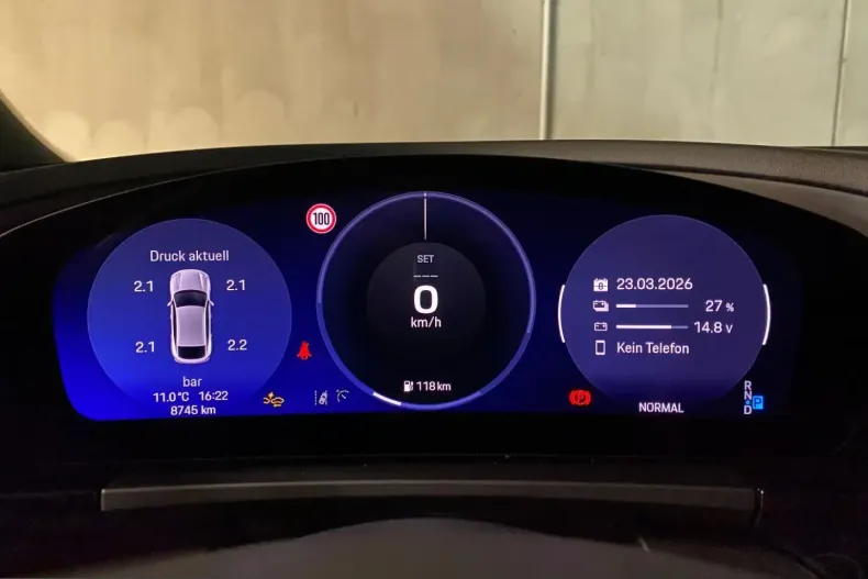 Porsche Macan din 2025 cu 8.900 km - oferta POR206141 - foto 17