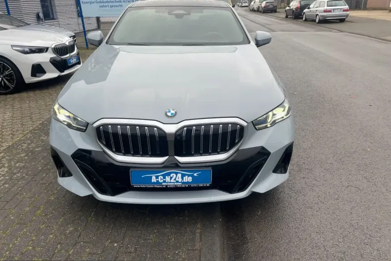 BMW 540 (Seria 5) din 2024 cu 6.800 km - oferta BMW206152 - foto 3