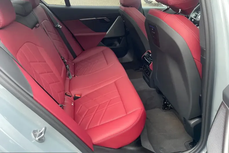 BMW 540 (Seria 5) din 2024 cu 6.800 km - oferta BMW206152 - foto 15