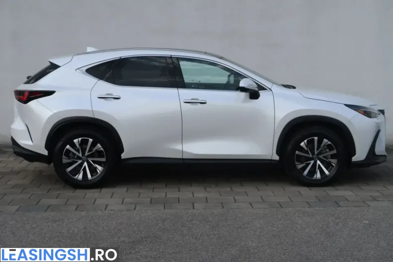 Lexus NX 350h din 2024 cu 13.150 km - oferta LEX206155 - foto 2