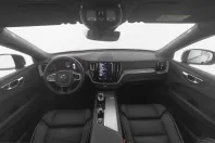 Volvo XC60 din 2025 cu 24.800 km - oferta VOL206156 - foto 4