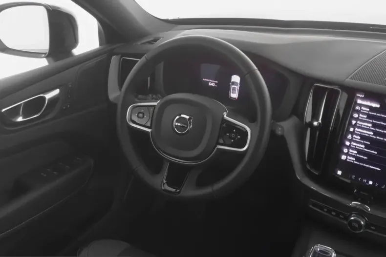 Volvo XC60 din 2025 cu 24.800 km - oferta VOL206156 - foto 5