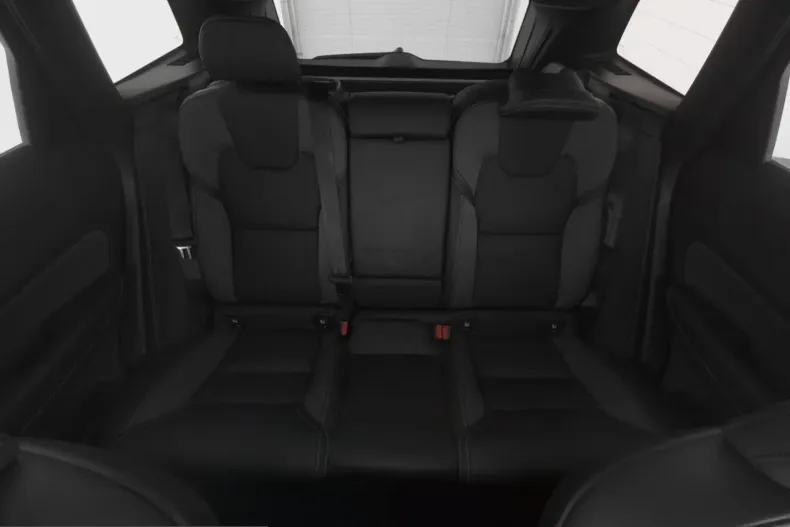 Volvo XC60 din 2025 cu 24.800 km - oferta VOL206156 - foto 6