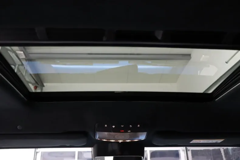 Mercedes-Benz G 580 (Clasa G) din 2024 cu 7.900 km - oferta MER206157 - foto 15