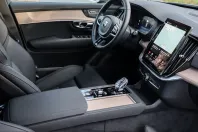 Volvo XC90 din 2025 cu 20.400 km - oferta VOL206158 - foto 3