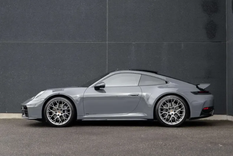 Porsche 992 din 2024 cu 19.013 km - oferta POR206163 - foto 3