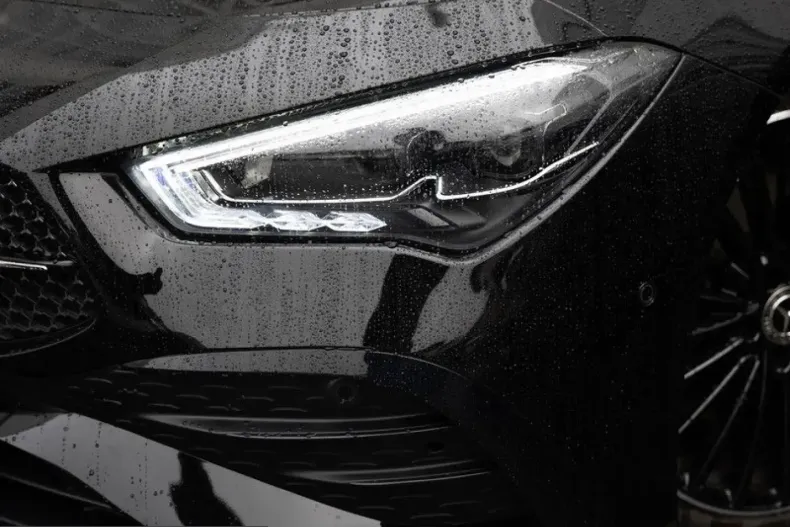 Mercedes-Benz CLA 220 (Clasa CLA) din 2025 cu 23.201 km - oferta MER206166 - foto 2