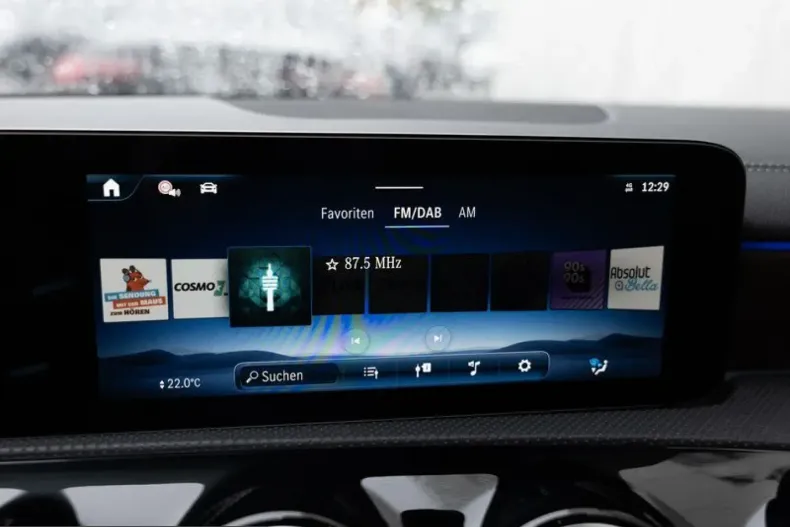 Mercedes-Benz CLA 220 (Clasa CLA) din 2025 cu 23.201 km - oferta MER206166 - foto 17