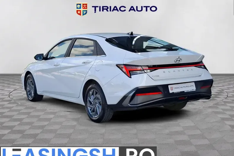 Hyundai Elantra din 2023 cu 25.964 km - oferta HYU206167 - foto 4