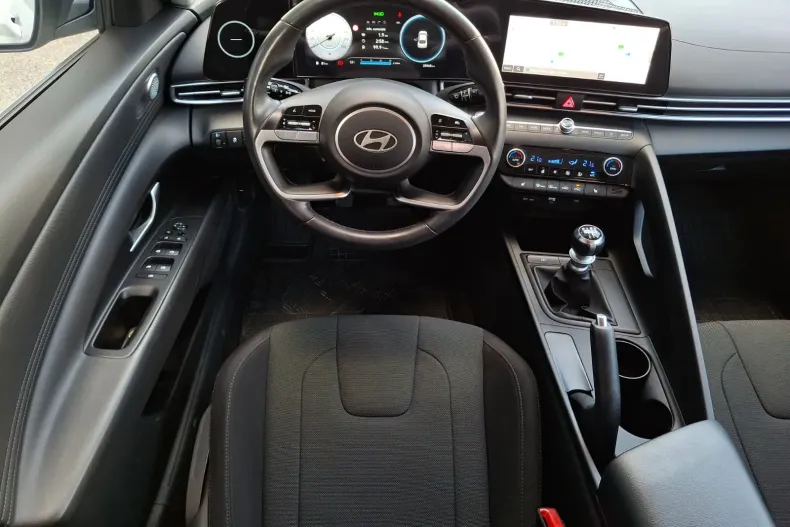 Hyundai Elantra din 2023 cu 25.964 km - oferta HYU206167 - foto 14