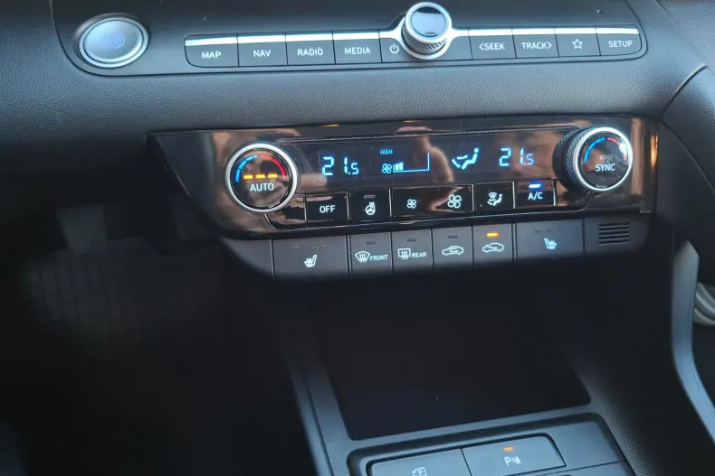 Hyundai Elantra din 2023 cu 25.964 km - oferta HYU206167 - foto 25