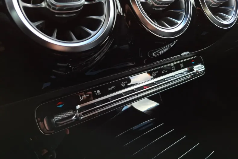 Mercedes-Benz A 250 (Clasa A) din 2020 cu 87.935 km - oferta MER206169 - foto 32