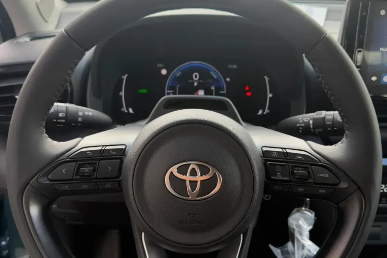 Toyota Yaris Cross din 2026 cu 10 km - oferta TOY206171 - foto 12