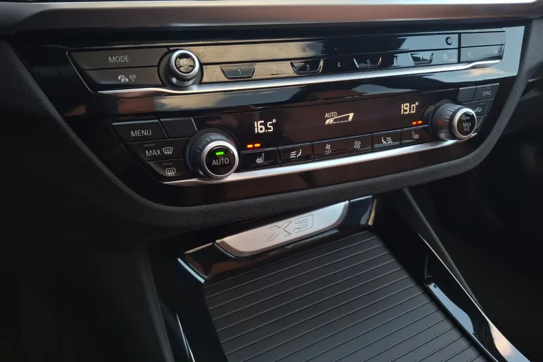 BMW X3 (Seria X) din 2020 cu 113.229 km - oferta BMW206172 - foto 31