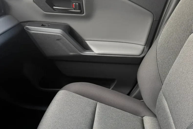 Toyota RAV4 din 2026 cu 10 km - oferta TOY206174 - foto 19