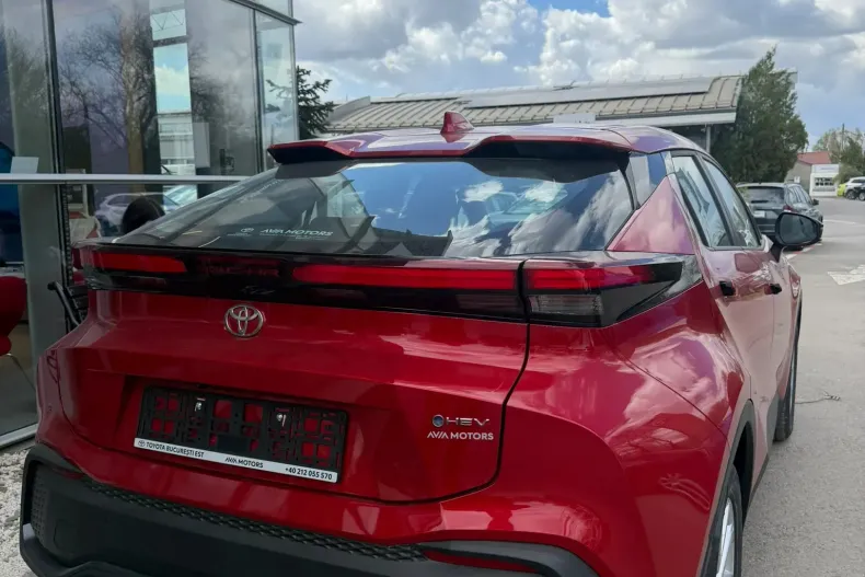 Toyota C-HR din 2025 cu 10 km - oferta TOY206175 - foto 8