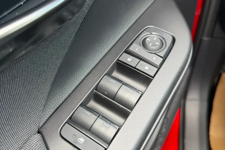 Toyota C-HR din 2025 cu 10 km - oferta TOY206175 - foto 11