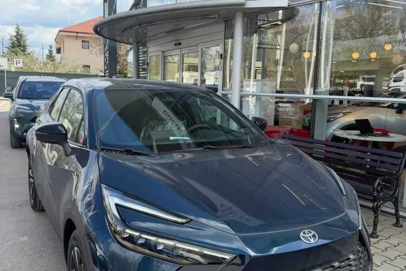 Toyota C-HR din 2025 cu 10 km - oferta TOY206176 - foto 3