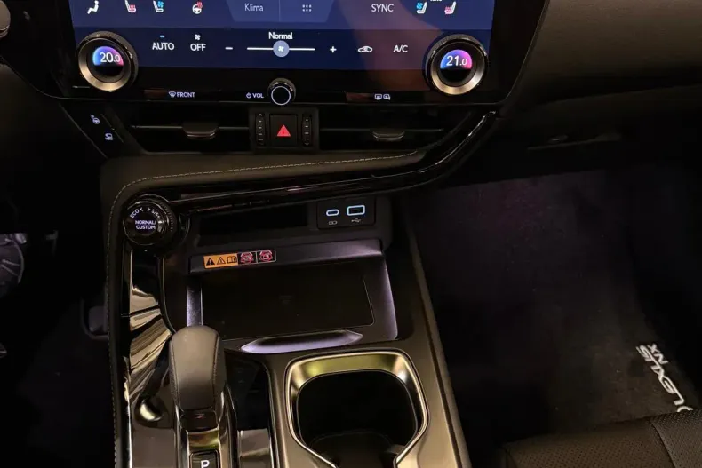 Lexus Seria NX din 2025 cu 10 km - oferta LEX206192 - foto 21