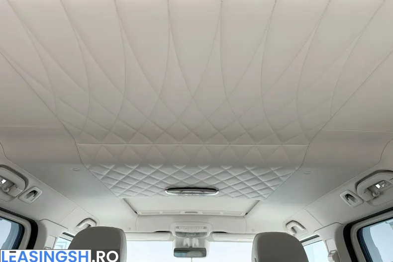 Mercedes-Benz G din 2025 cu 5.472 km - oferta MER206196 - foto 39