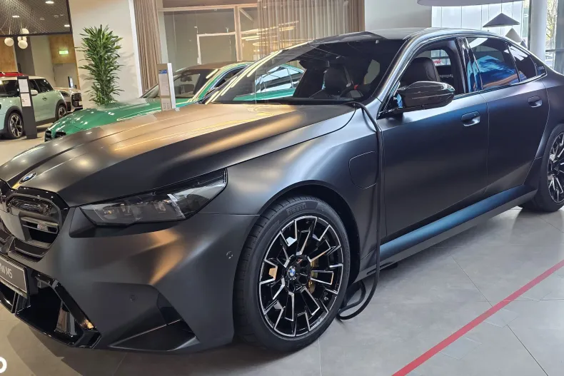 BMW M5 (Seria 5) din 2026 cu 1 km - oferta BMW206208 - foto 1