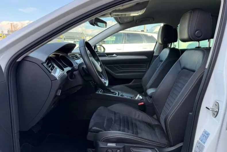 Volkswagen Passat din 2020 cu 106.000 km - oferta VOL206217 - foto 17