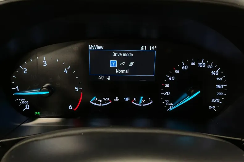 Ford Focus din 2021 cu 118.484 km - oferta FOR206221 - foto 18