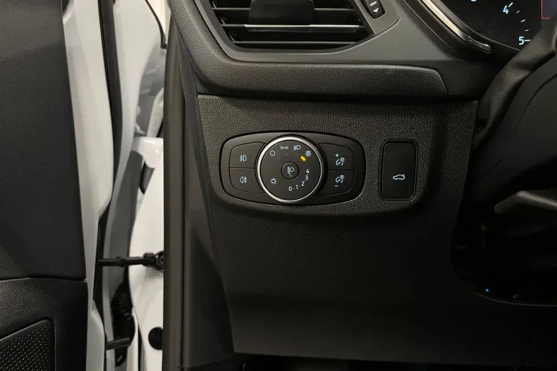 Ford Focus din 2021 cu 118.484 km - oferta FOR206221 - foto 24